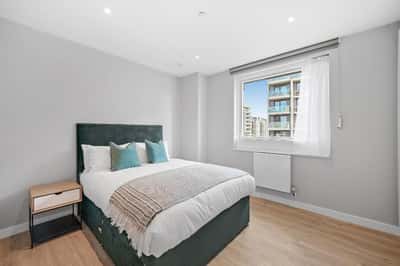 2 bedroom apartment at East Village - Image 14