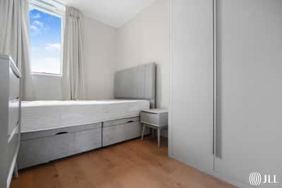 2 bedroom apartment at Sugar House Island - Image 5