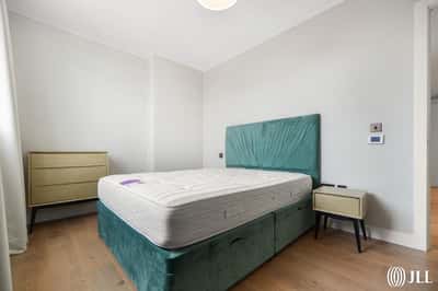 2 bedroom apartment at Sugar House Island - Image 10