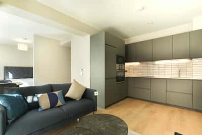 Studio apartment at Sugar House Island - Image 6
