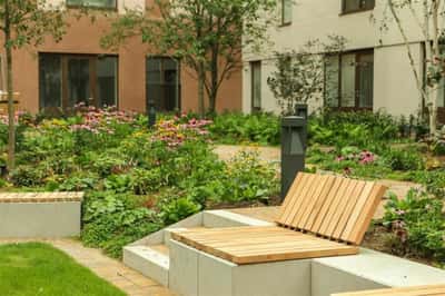 Studio apartment at Sugar House Island - Image 14