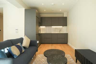 Studio apartment at Sugar House Island - Image 22