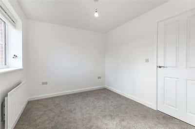 2 bedroom house at Norwood Quarter - Image 9