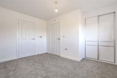 2 bedroom house at Norwood Quarter - Image 10