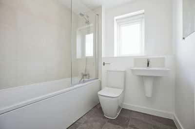 3 bedroom house at Norwood Quarter - Image 5