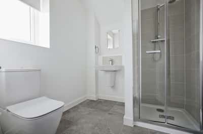 3 bedroom house at Norwood Quarter - Image 8