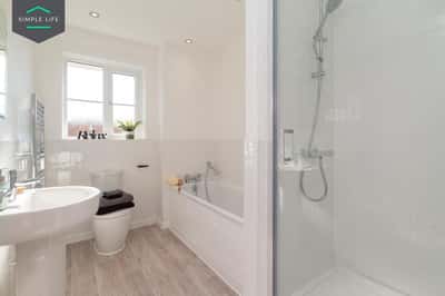 3 bedroom house at Wards Keep - Image 7