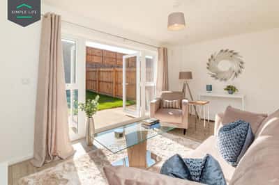 3 bedroom house at Wards Keep - Image 12