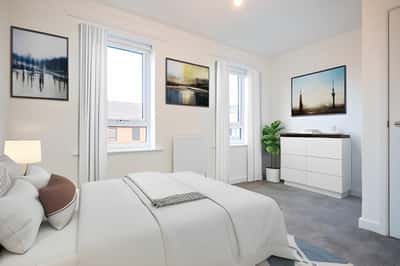 2 bedroom house at Albion Place - Image 10