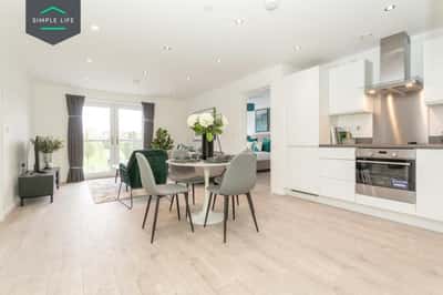 1 bedroom apartment at Empyrean - Image 10