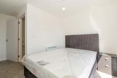 2 bedroom apartment at Empyrean - Image 13