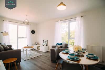 2 bedroom apartment at Park Grange House - Image 5