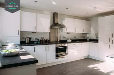 4 bedroom house at Prince's Gardens - Image 11