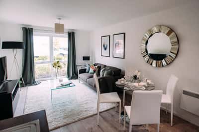 2 bedroom apartment at Bridgewater Village - Image 2