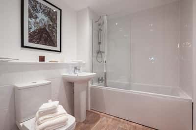 2 bedroom apartment at Bridgewater Village - Image 8