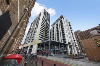 3 bedroom apartment at Elephant Central - Image 30