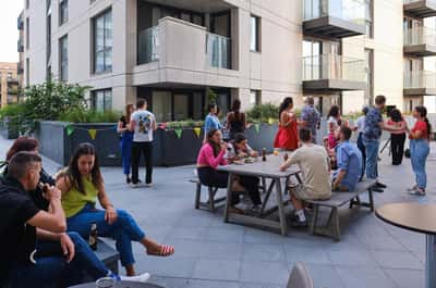 2 bedroom apartment at Elephant Central - Image 30