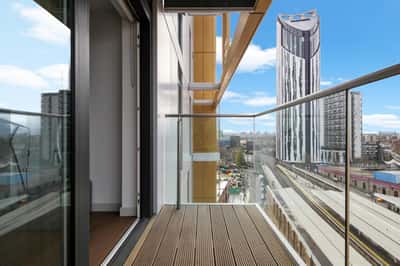 2 bedroom apartment at Elephant Central - Image 27