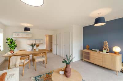 2 bedroom house at Ashdown House - Image 5