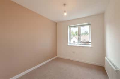 2 bedroom house at Ashdown House - Image 6