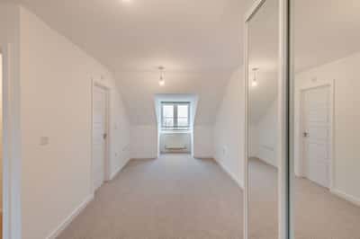 4 bedroom house at Ashdown House - Image 9