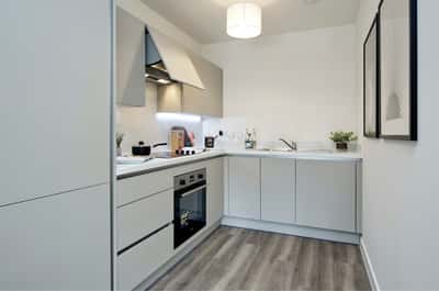 2 bedroom apartment at Springfield Parkside - Image 5