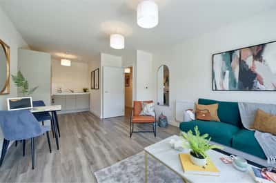 2 bedroom apartment at Springfield Parkside - Image 13