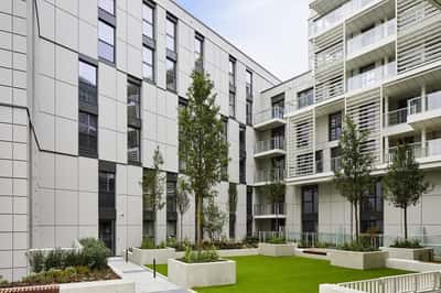 2 bedroom apartment at The Highline - Image 7