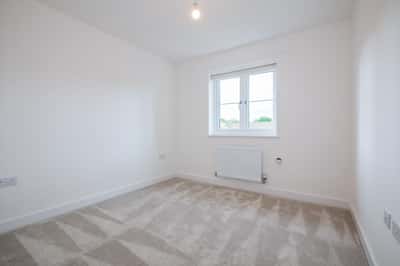 3 bedroom house at Stanton Cross - Image 3