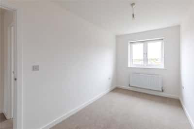 3 bedroom house at Stanton Cross - Image 12