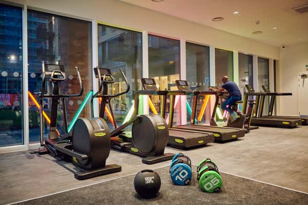 Apo Barking - Image 3