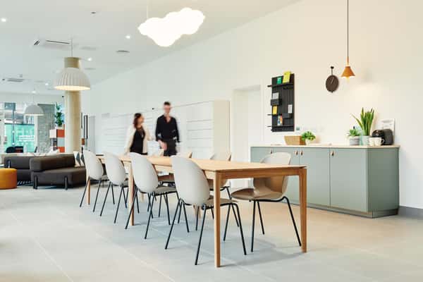 Apo Barking - Image 8