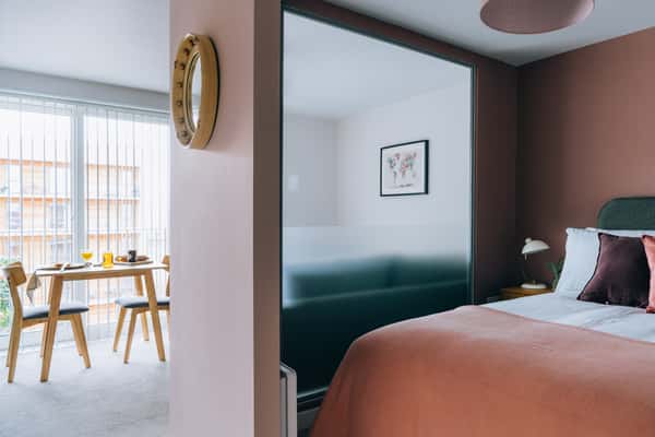 Aston Place - Image 4