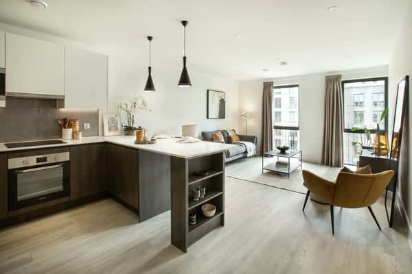 Cortland Cassiobury - Image 10