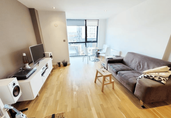 Flint Glass Wharf - Image 9