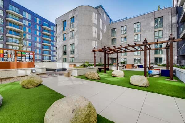 Oaklands Rise - Image 1