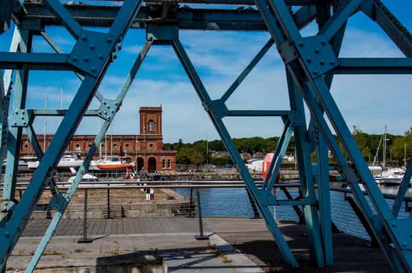 Pioneer Wharf at Waterfront - Image 9