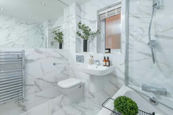 Lucas Gardens - Image 14