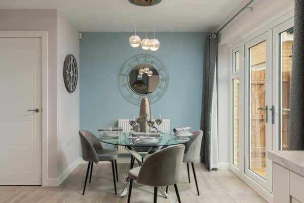 Lucas Gardens - Image 18