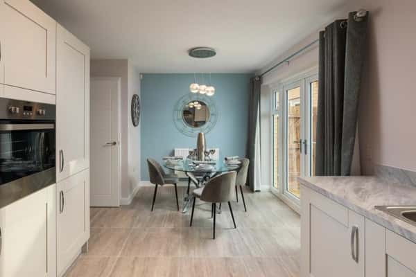 Saxon Heath - Image 9