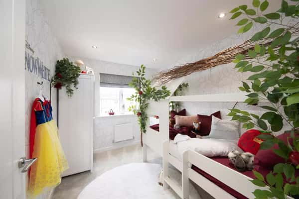 The Acorns - Image 13