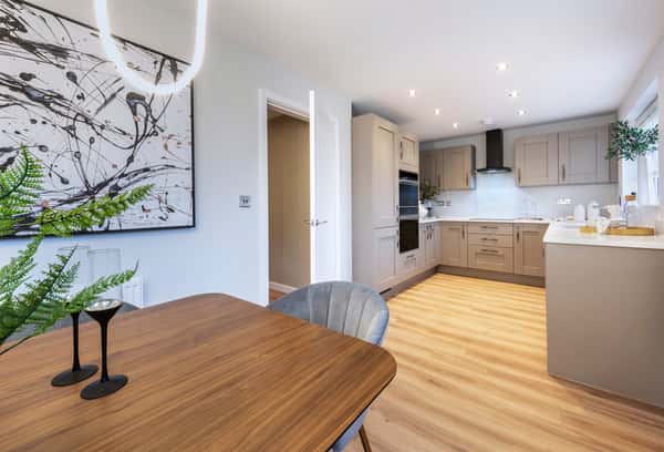 Cadley Village - Image 7