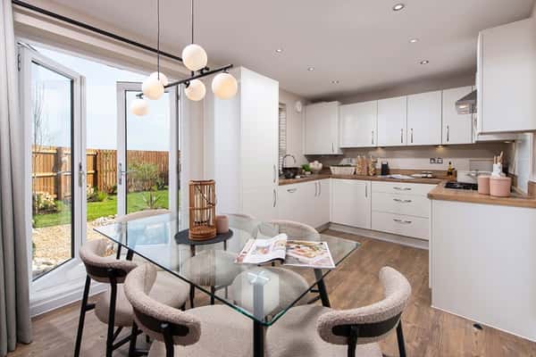 Holly View - Image 2