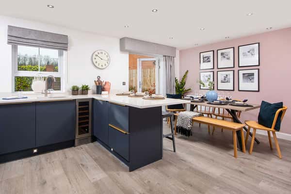 Mortimer Park - Image 4