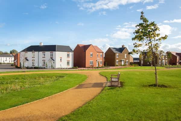 Whitechapel Gardens - Image 1