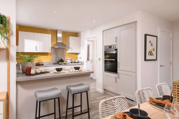 Bellway at Pirton Fields - Image 7