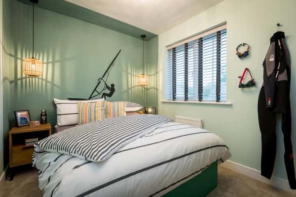 Bronze Fields - Image 11