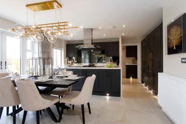 Centurion Chase - Image 9