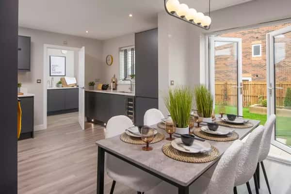 Clarence Gate - Image 7