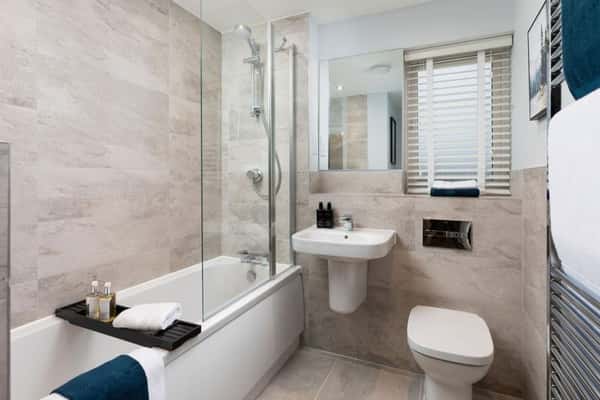 Elizabeth Square - Image 15